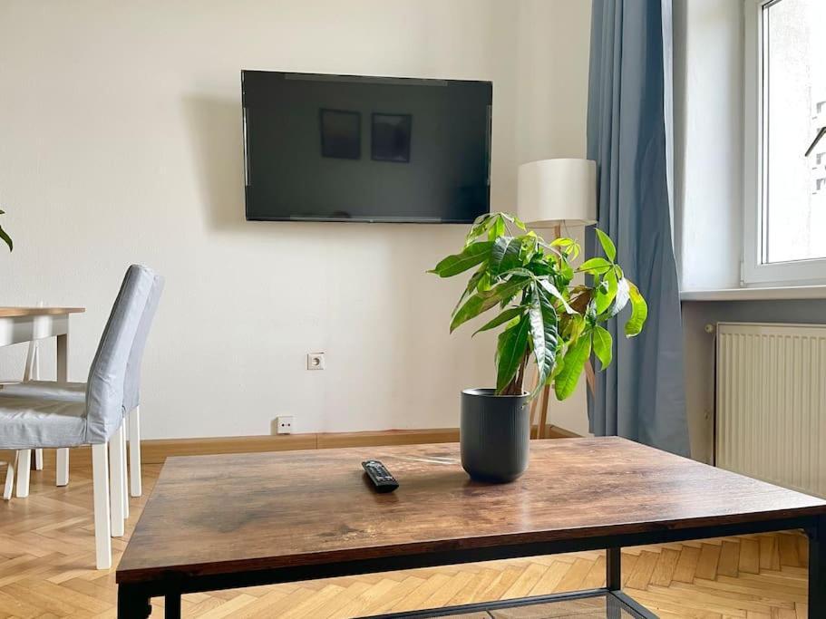 55M2 Stylish Apartment With Netflix - 15 Min To Center فيينا المظهر الخارجي الصورة